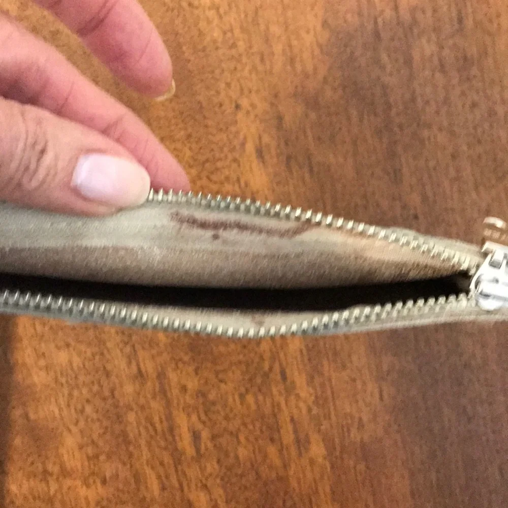 Golden Antiqued Crackle Zip Closure Wristlet